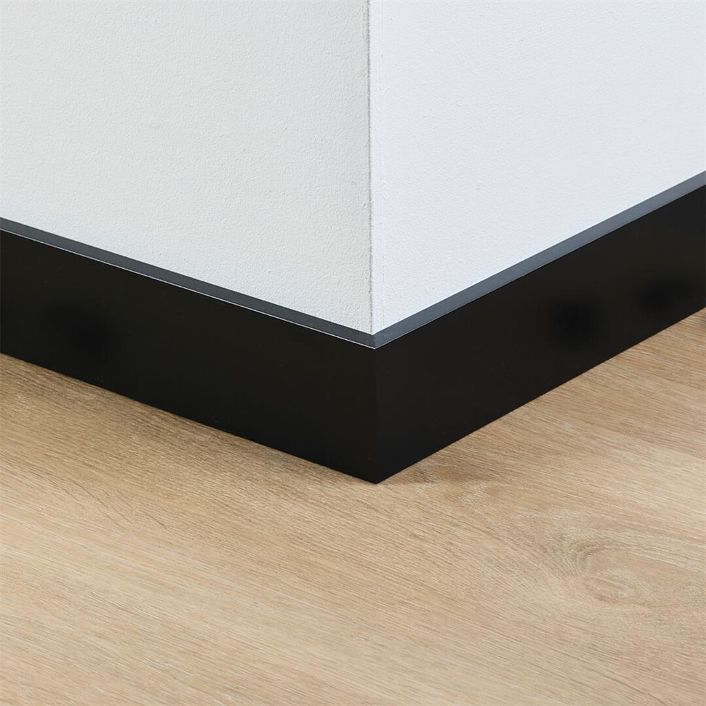 Co-pro Gelakte Plint - Amsterdam Zwart - 70x12x2400mm