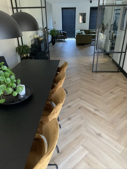 Natural Oak Light - Callisto Visgraat 5201 (rigid click)