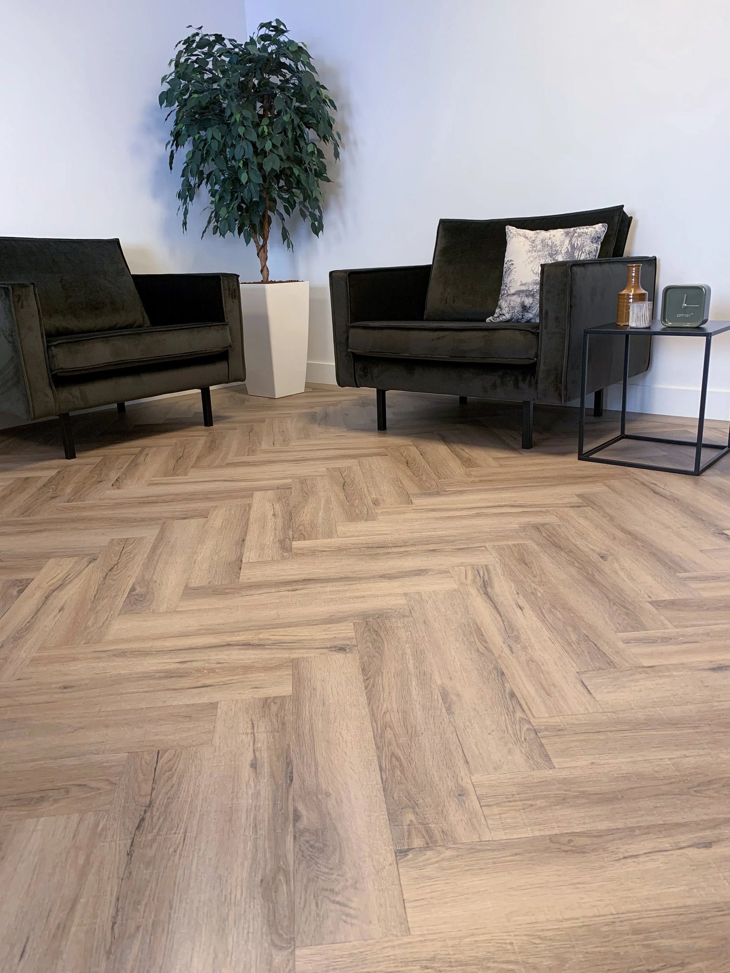 Smoked Oak Light - City Visgraat 4700