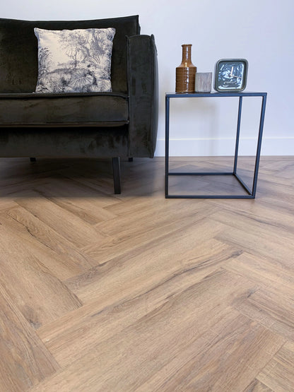 Smoked Oak Light - City Visgraat 4700